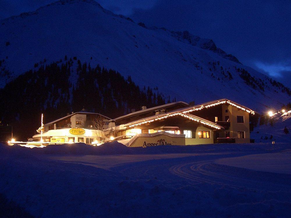 Natur Residenz Anger Alm - Adults Only ザンクト・レオンハルト・イム・ピッツタール エクステリア 写真
