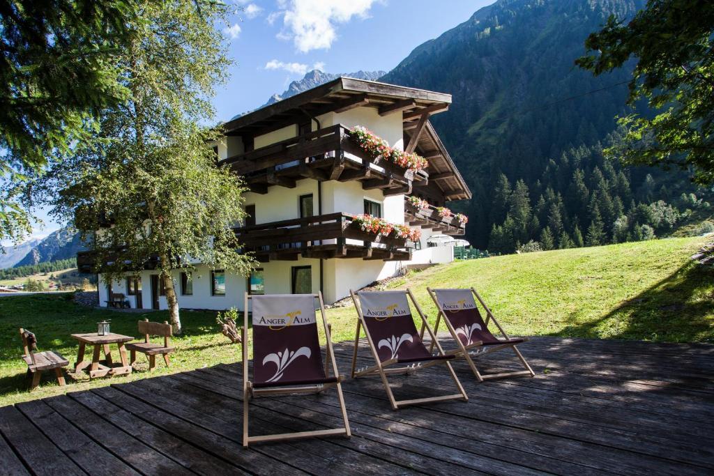 Natur Residenz Anger Alm - Adults Only ザンクト・レオンハルト・イム・ピッツタール エクステリア 写真